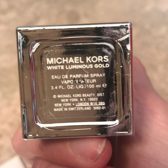 MIchael Kors White Luminous Gold women’s perfume - Picture 4 of 4